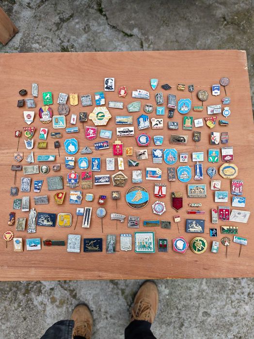 Колекция значки СССР социализъм ретро 150бр