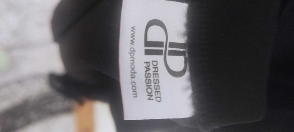 Стилна рокля dp moda (AMIA) S  45 евро.