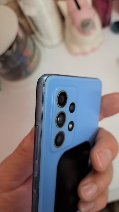 Samsung galaxy a52s / 128 GB / 6 RAM