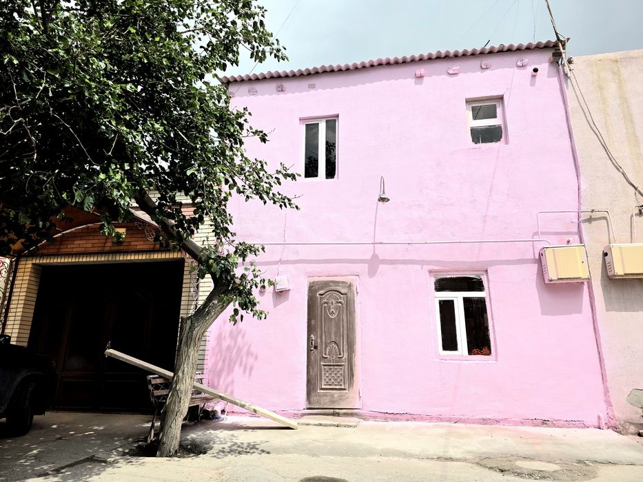 АРК Продаётся 2-этажни УЧАСТКА