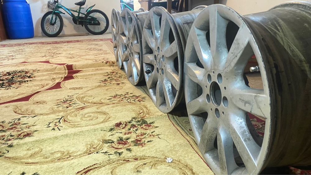 Оригинальный диск Мерседес 221 R19