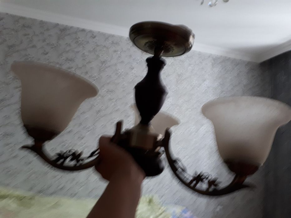 Люстра Польша очень красивая