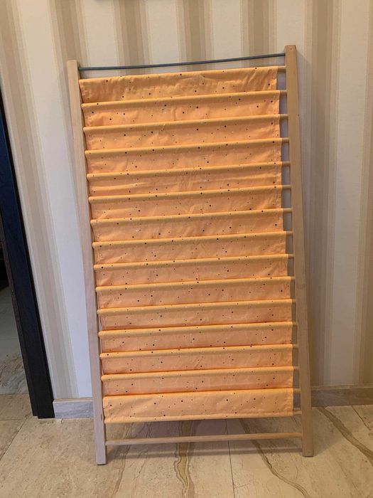 Ръчно изработена етажерка/библиотека за детски книги в два размера