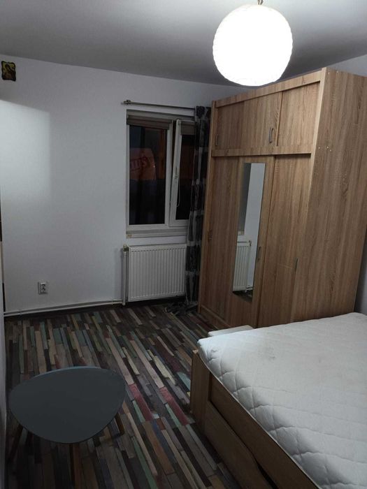 Proprietar inchiriez garsoniera in Maratei