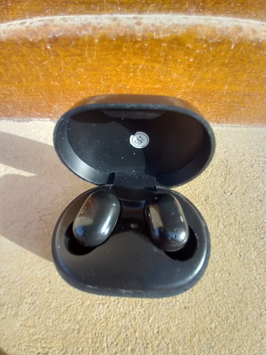 Redmi AIRDOTS pro  sotiladi o'zi  yangi karobka yoq  narx (120]ming