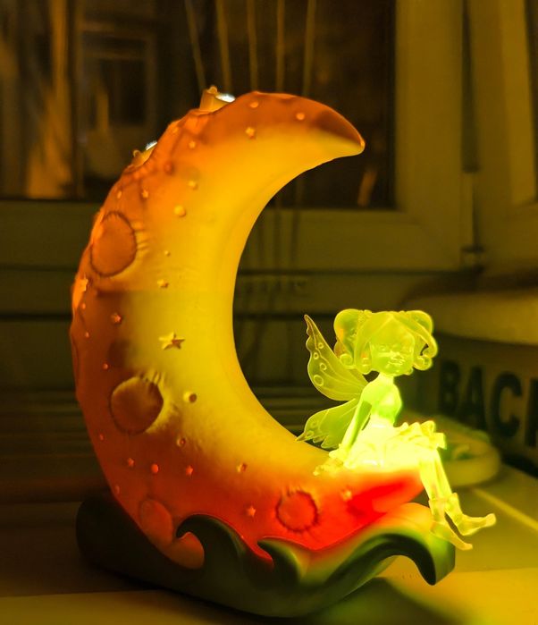 Vând proiector/lampa de veghe Lună