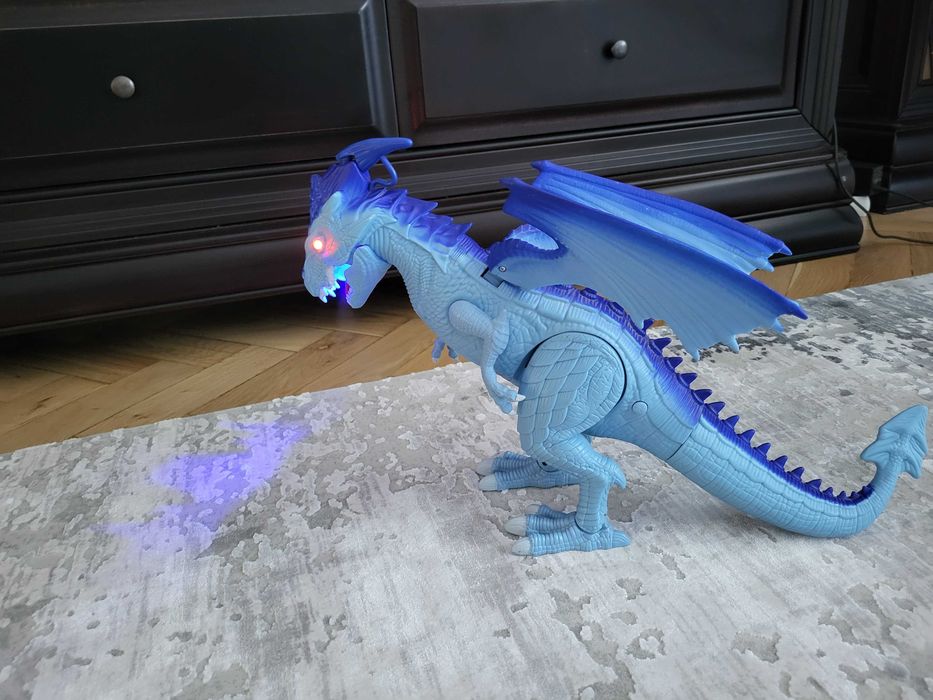 Dinozaur la jumate prețul față de magazin