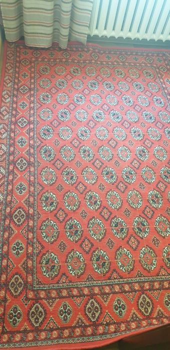 Продаётся ковры в идеальном состоянии