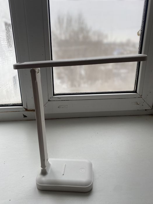 Подам все для маникюра