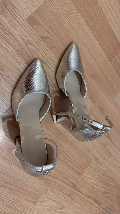 Платья на корпаратив