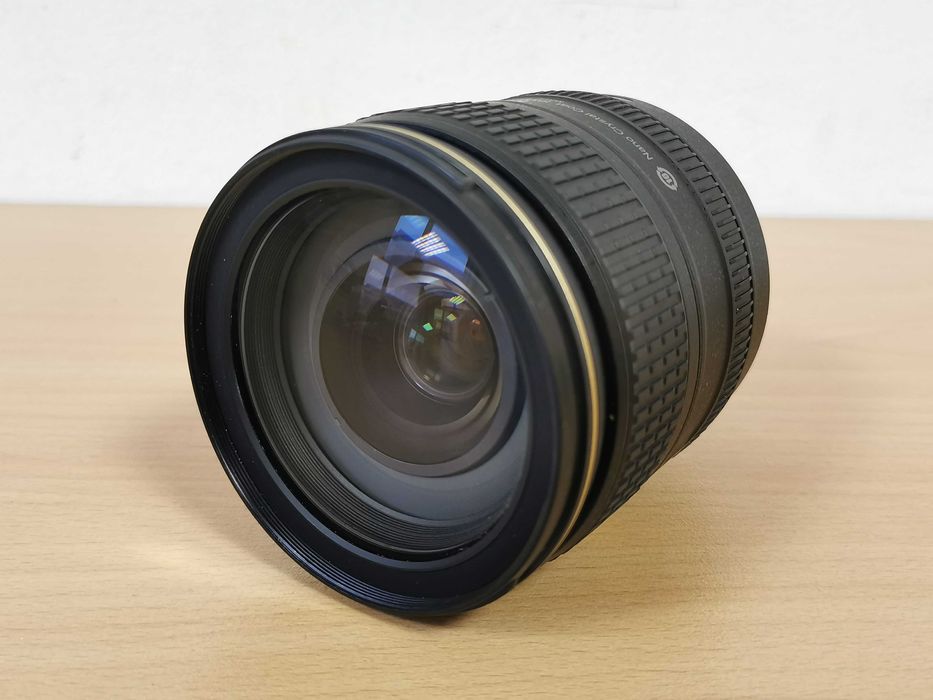 Nikon AF-S NIKKOR 24-120mm f/4G ED VR (с Nano Crystal Coat) универсален варио обектив за Nikon F и Nikon Z фотоапарати