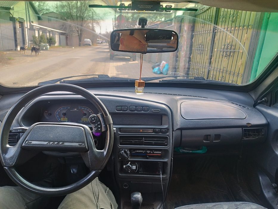 Продам ваз 2115 на ходу, сел поехал.