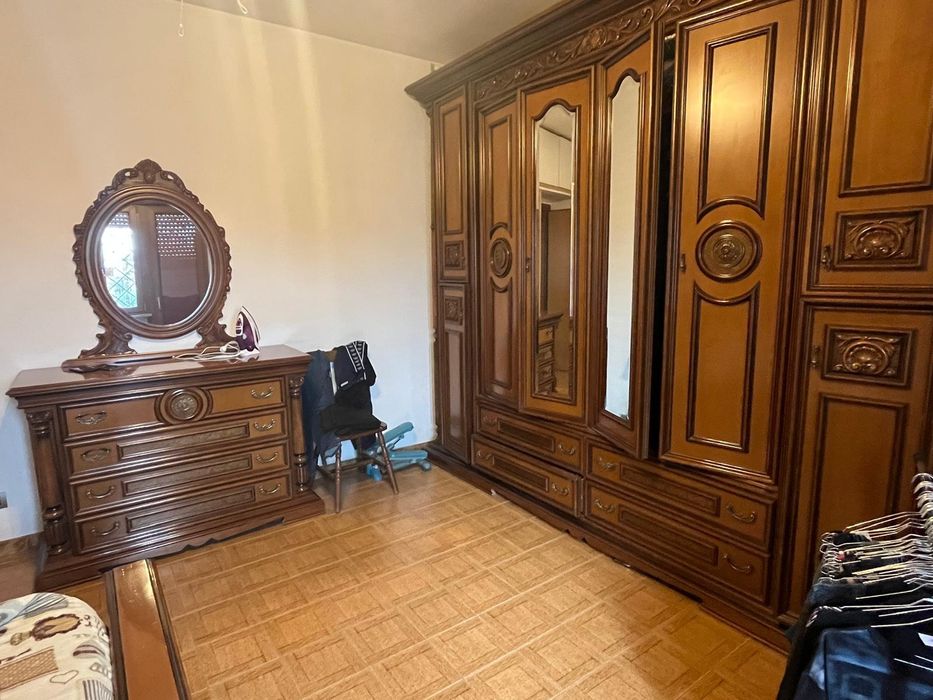 Dormitor complet din lemn masiv