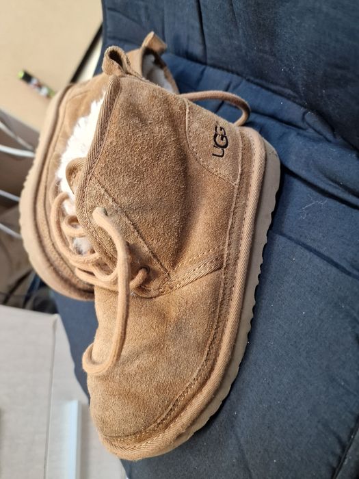 UGG детски боти номер  32.5