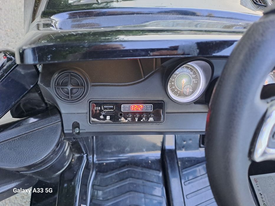 Детска кола MERCEDES SL 63 AMG