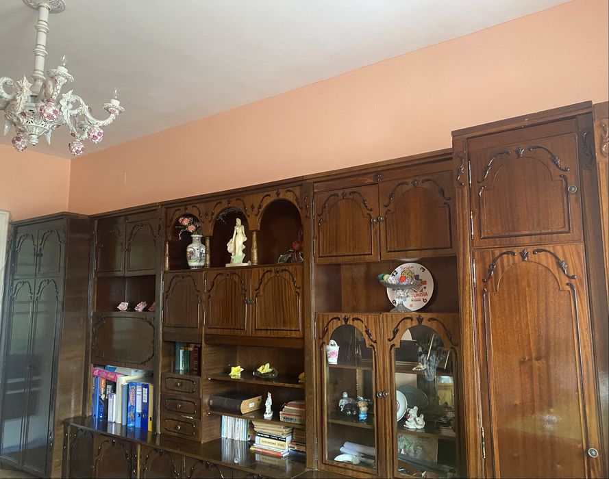 Mobilă din anii ‘80 ,,Păunița”, recondiționată