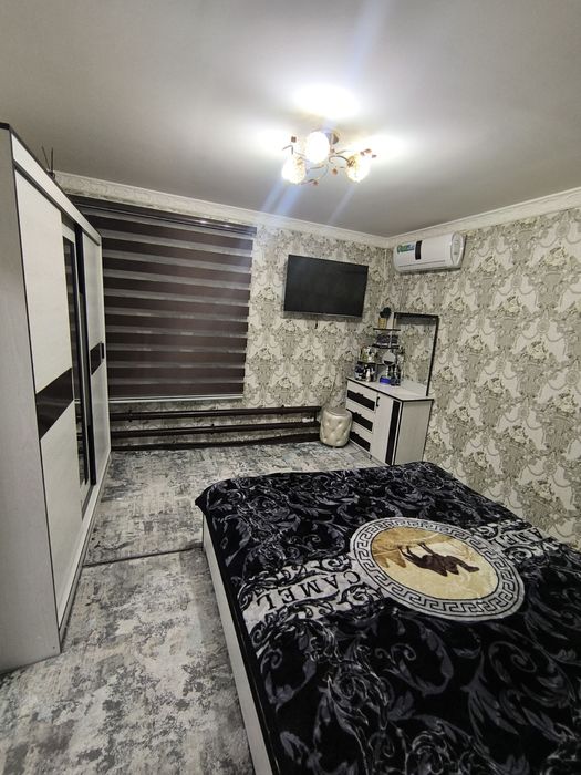 Uy sotiladi Minor metro yaqinidagi mahallada