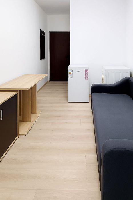 Nou!!! Închiriez garsoniera confort 3 in zona centrală din Micro 14