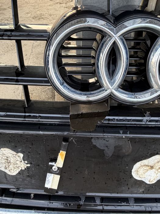 Grila fata OEM Audi A4 b8.5