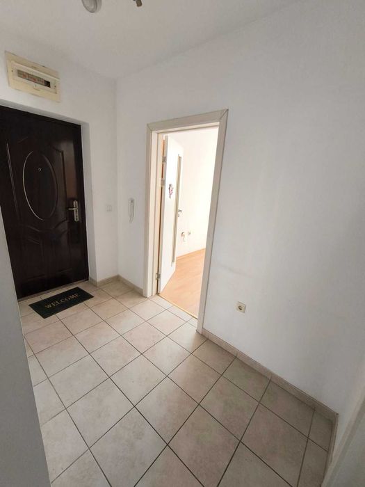 Дава се под наем Двустаен апартамент в Варна, Победа - 70 кв.м за 398.82 € - Снимка #3