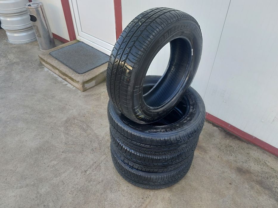 75 lei bucata! Set anvelope VARA 175 65 15 Bridgestone! 7 mm