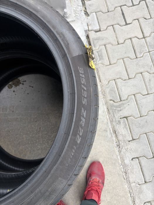 гуми Pirelli P Zero 22”