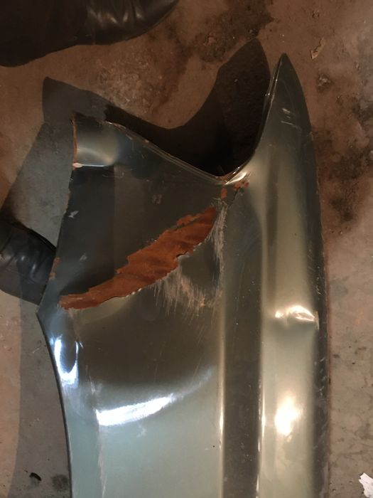 Продам б/у капот тойота хайлендер