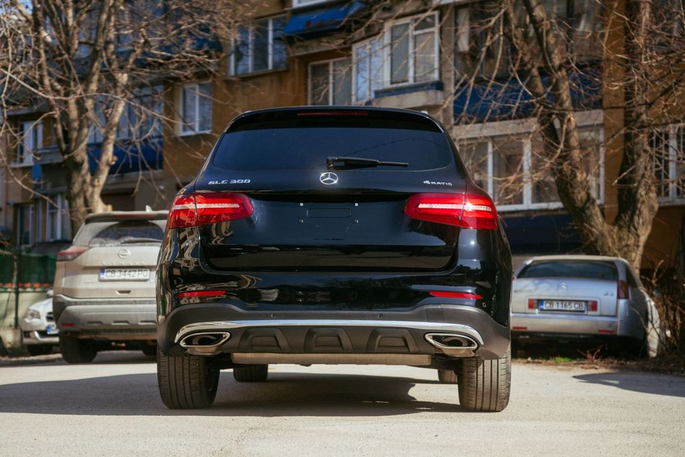 Mercedes GLC 300, AMG пакет