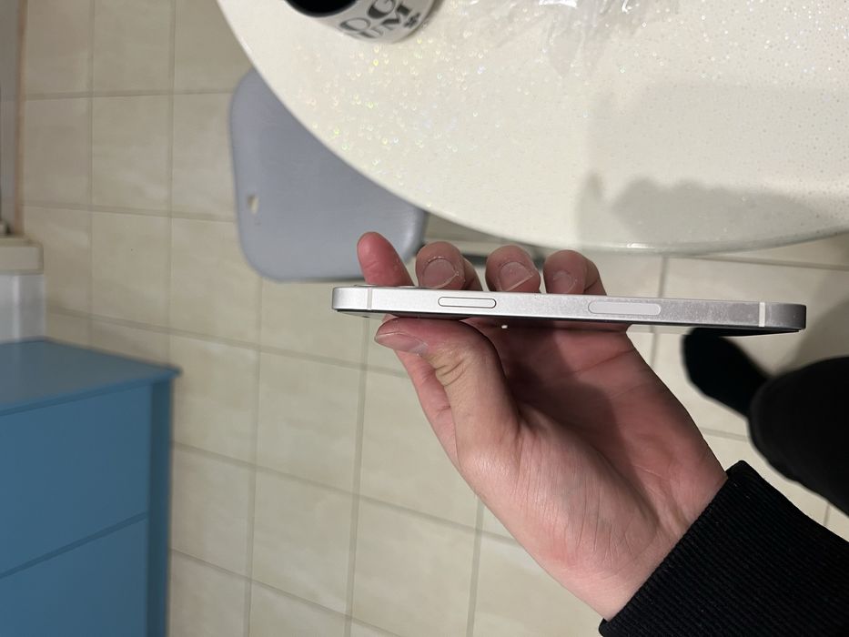 Iphone 12 64гб е/к 77%