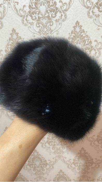 Шапка норковая продается.срочно.