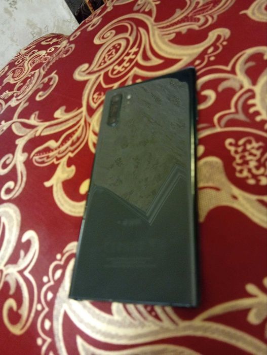 Продается Samsung Note10+ 5G