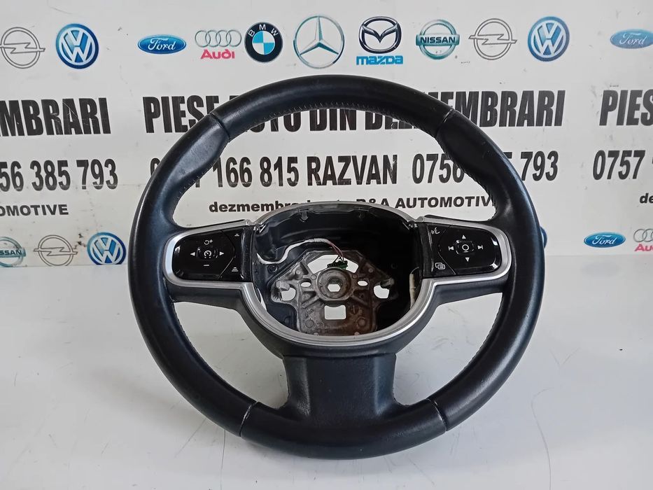 Volan Din Piele Cu Comenzi Volvo S90 V90 XC60 XC90 An 2016-2020 Stare Buna