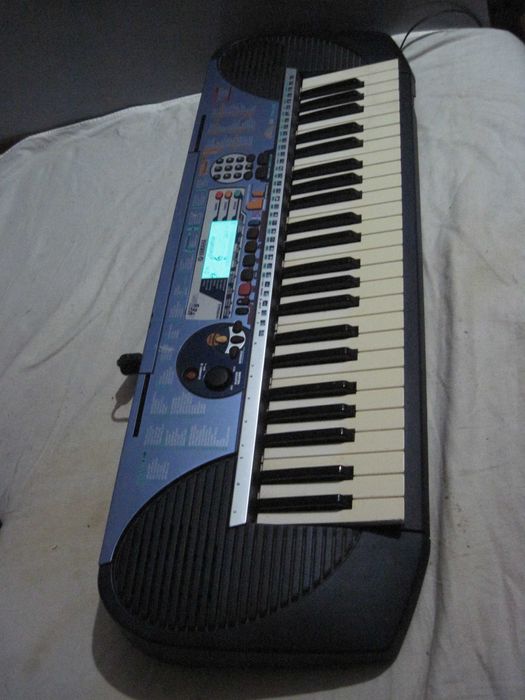 Orga Yamaha PSR-140