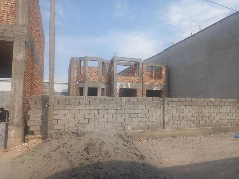 Уй сотилади Аэропорт йулида, Харбий кисм оркасида