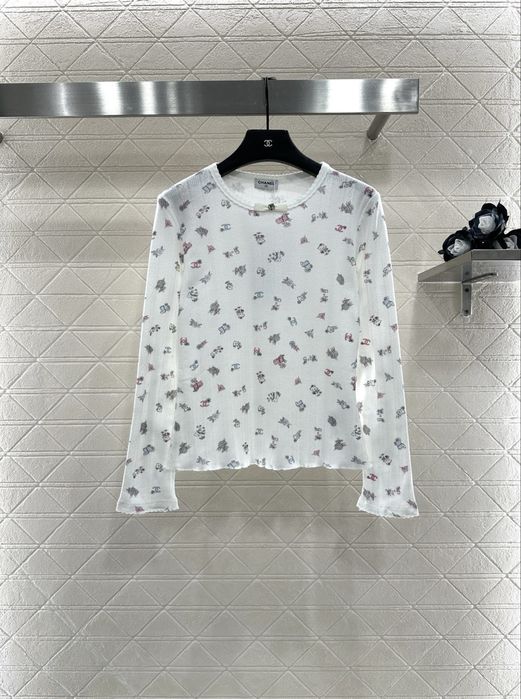 Пуловери C.h.a.n.e.l