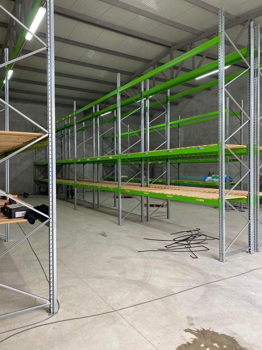 Стелажи за склад магазин гараж