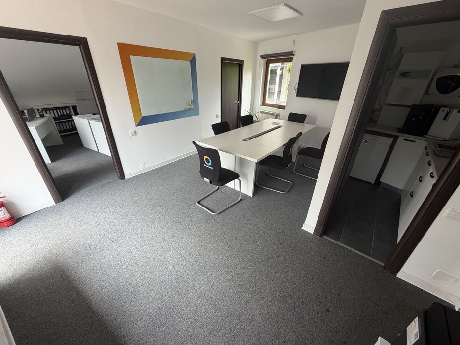 Spatiu Comercial/Parc Auto in Cartierul Francez