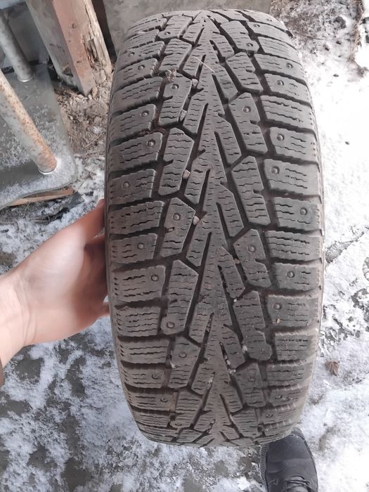 Продам шина один шт