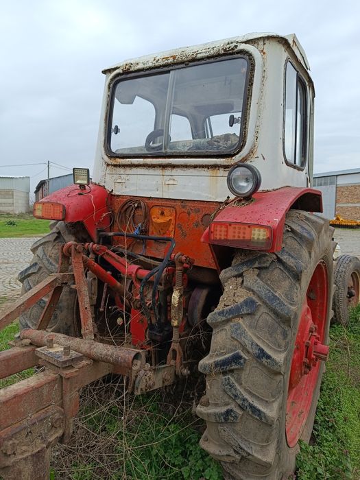 Продава се ЮМЗ 6Л