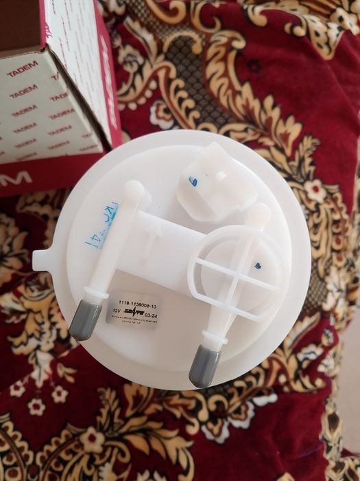 Бензенасос новый ваз приора