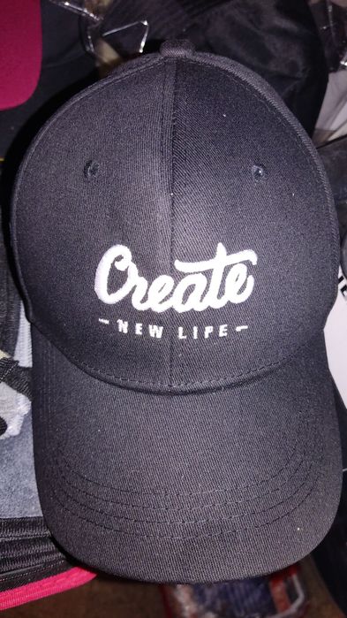 кепки летние разные