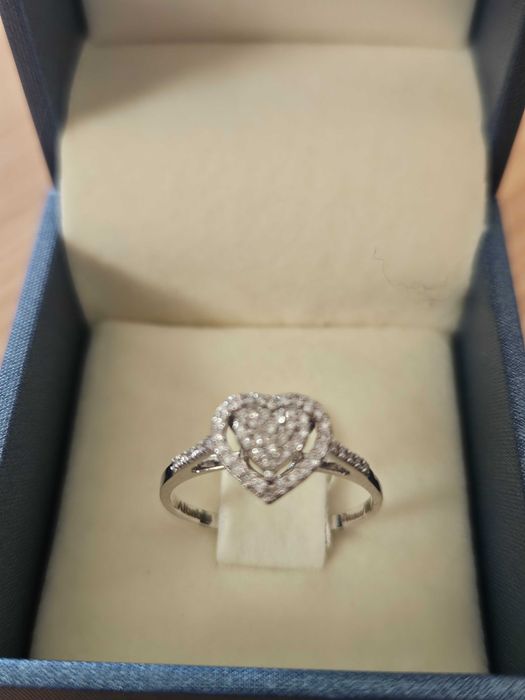 Пръстен от бяло злато и диаманти на Altinbas