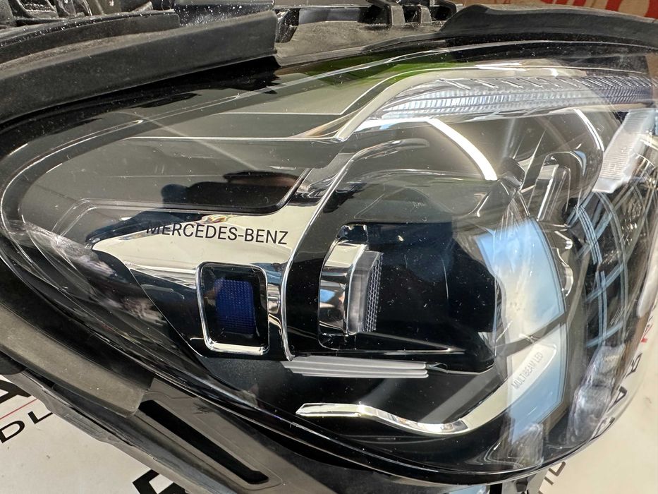 Фар фарове десен Mercedes E W213 Facelift far farove ЛЕД Мерцедес 213