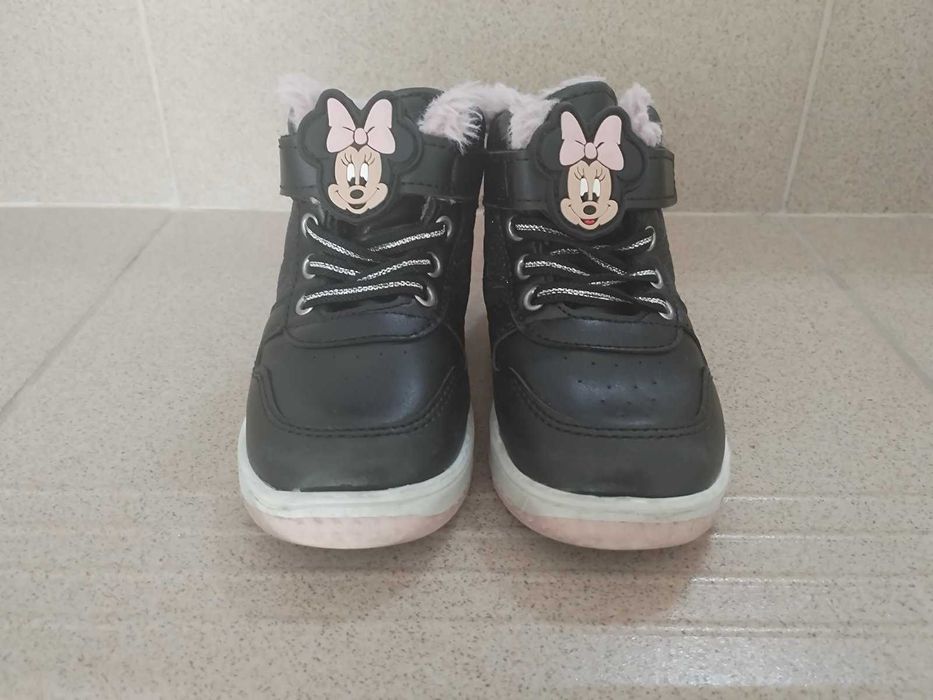 Обувки за момиче 23, 24 и 25 размер