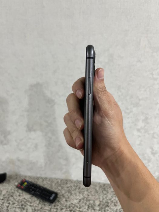 Iphone 11 64 гб в черном цвете