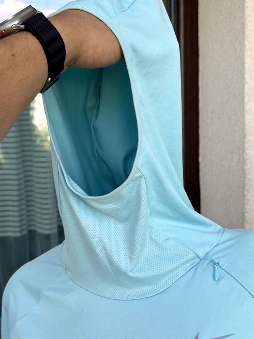 Дамско горнище / суичър Nike Dri-FIT (Running)- размер М, Отлично състояние