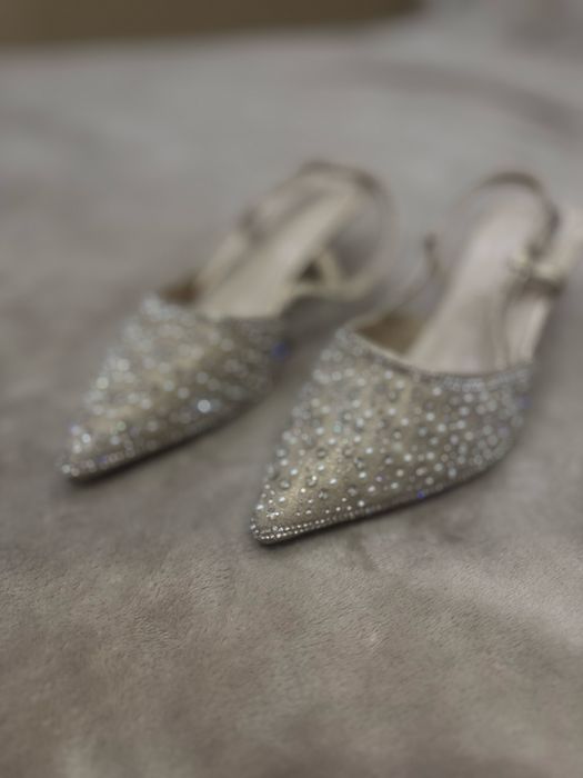 Дамски обувки на ток