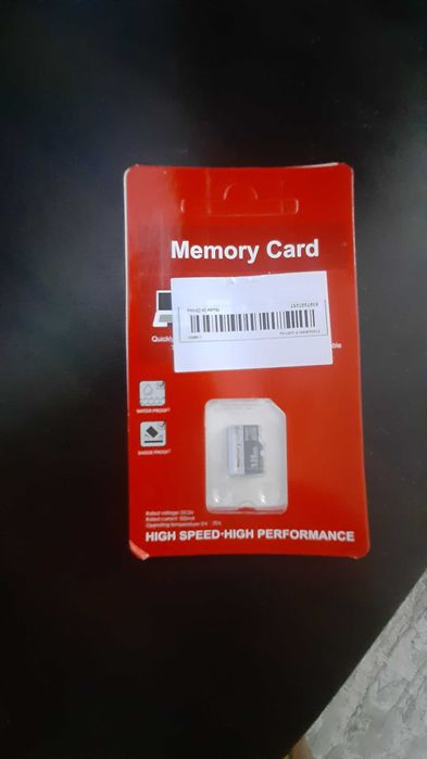 vand card 128gb nou in cutie