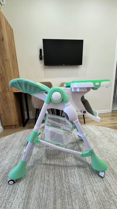 Детский стульчик для кормления