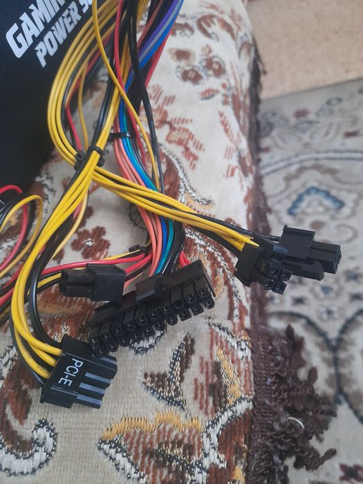 Блок питания 650вт ОБМЕН